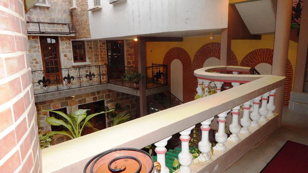 Residence Hoteliere Oceane Lome Bagian luar foto